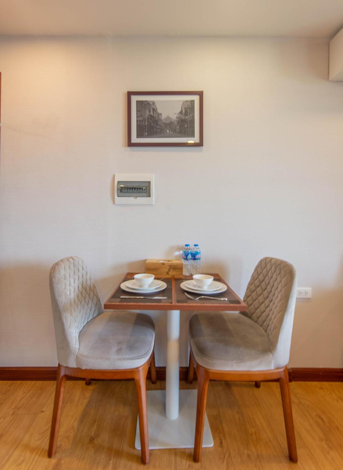 Sunny Moon West Lake Apartment Hanoi Værelse billede